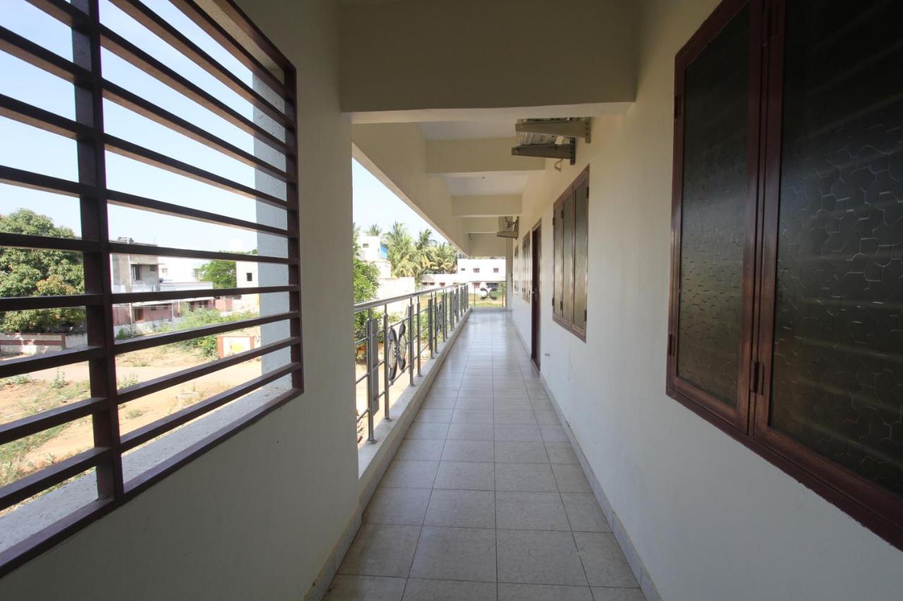 Naadi Family Homestay Thanjavur ภายนอก รูปภาพ