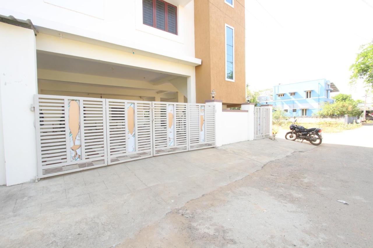 Naadi Family Homestay Thanjavur ภายนอก รูปภาพ