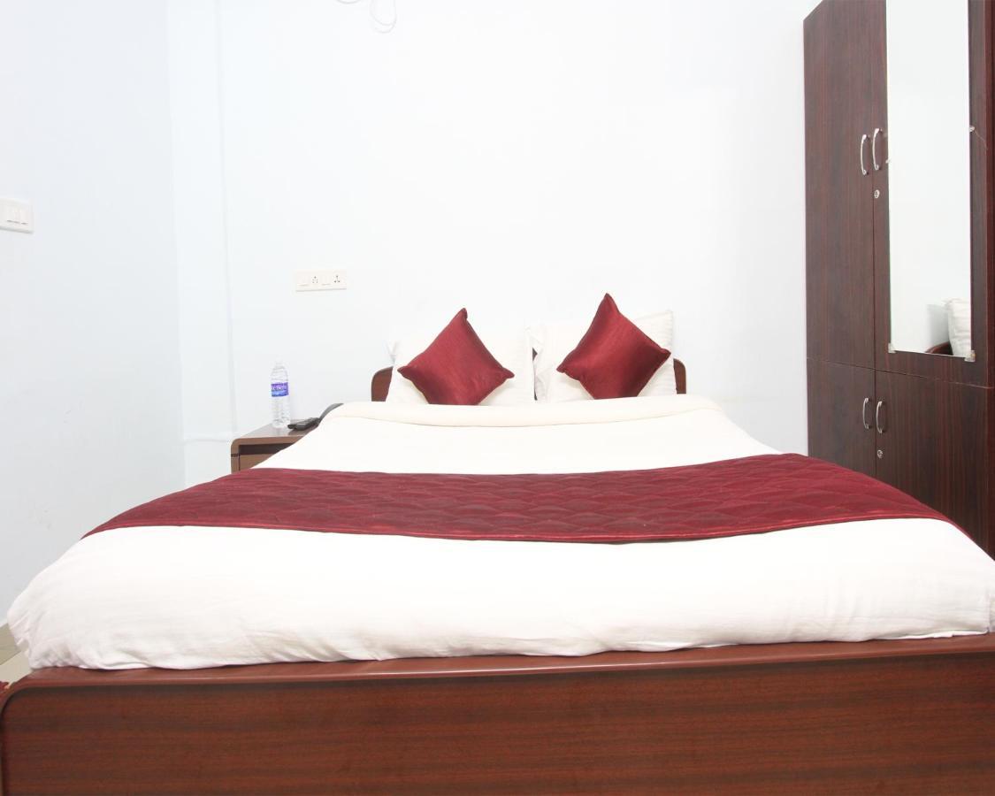 Naadi Family Homestay Thanjavur ภายนอก รูปภาพ